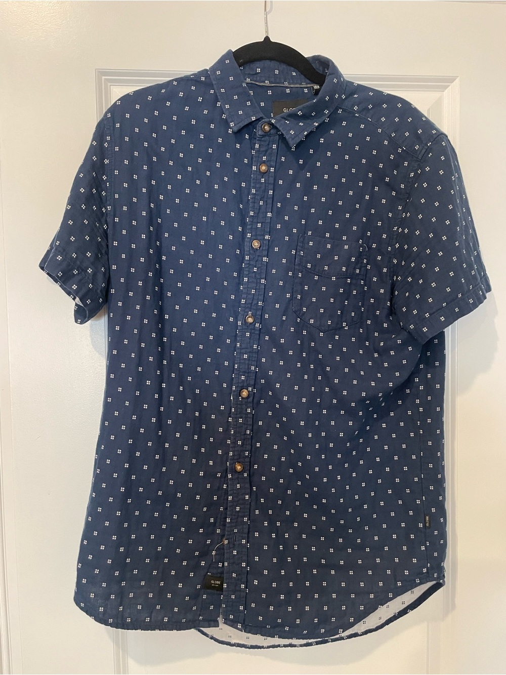 Globe Navy Short-Sleeve Button-Down Shirt with White Micro Dot Print size large